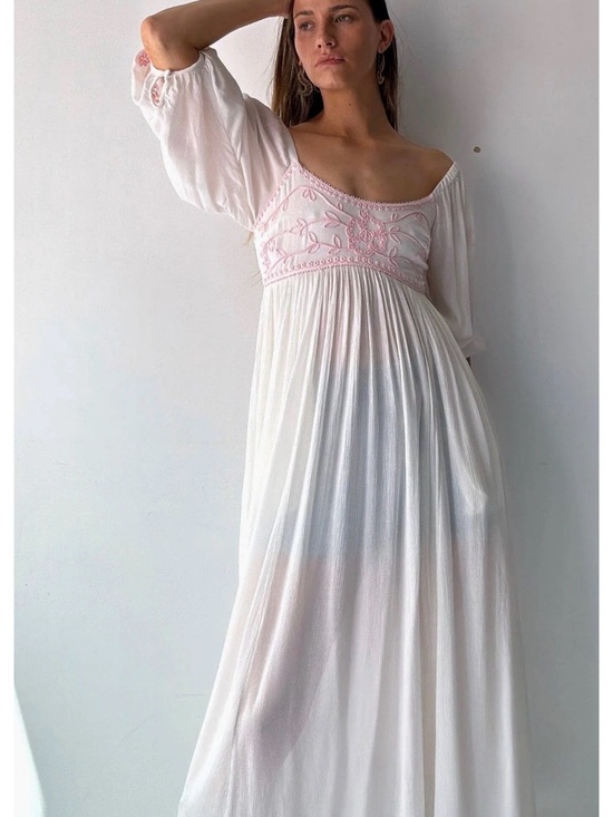 Free People Dresses & Skirts - Free People Wedgwood Maxi Dress White Pink Embroidered Fairy Boho Medium